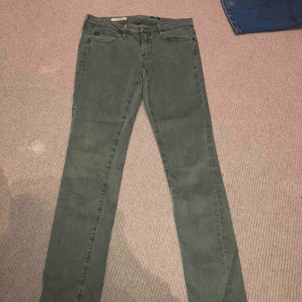 AG  The Legging Super Skinny Size 26